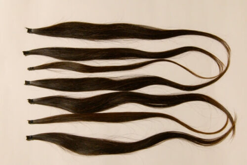 ヘアドネーション用の髪の束の画像